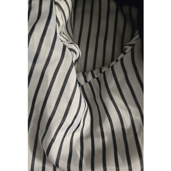 University Outerwear Black Blazer Size Medium - Picture 13 of 13